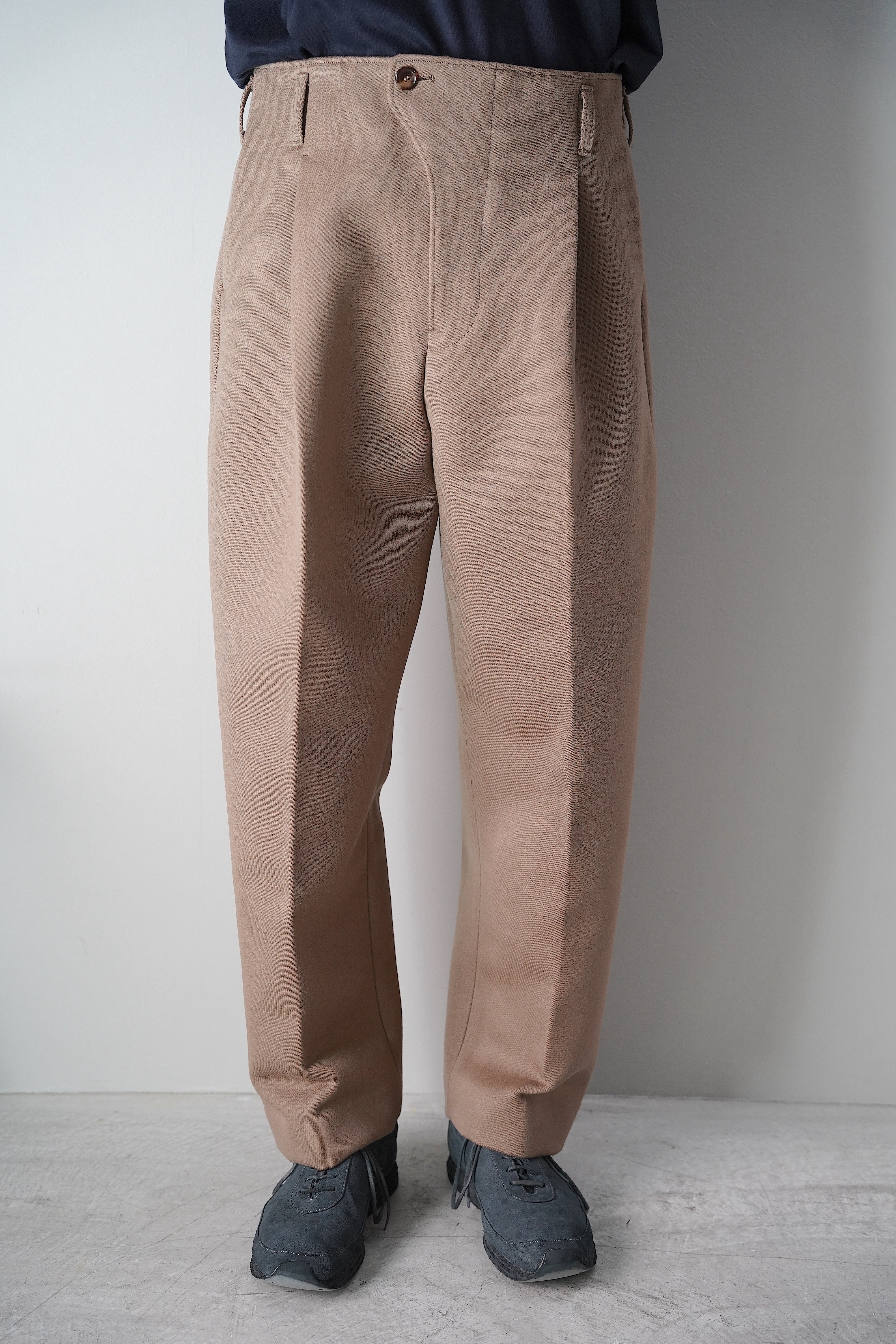 最後の1点】山内 極重ヘビーメルトン・サイドシームレスワンタック