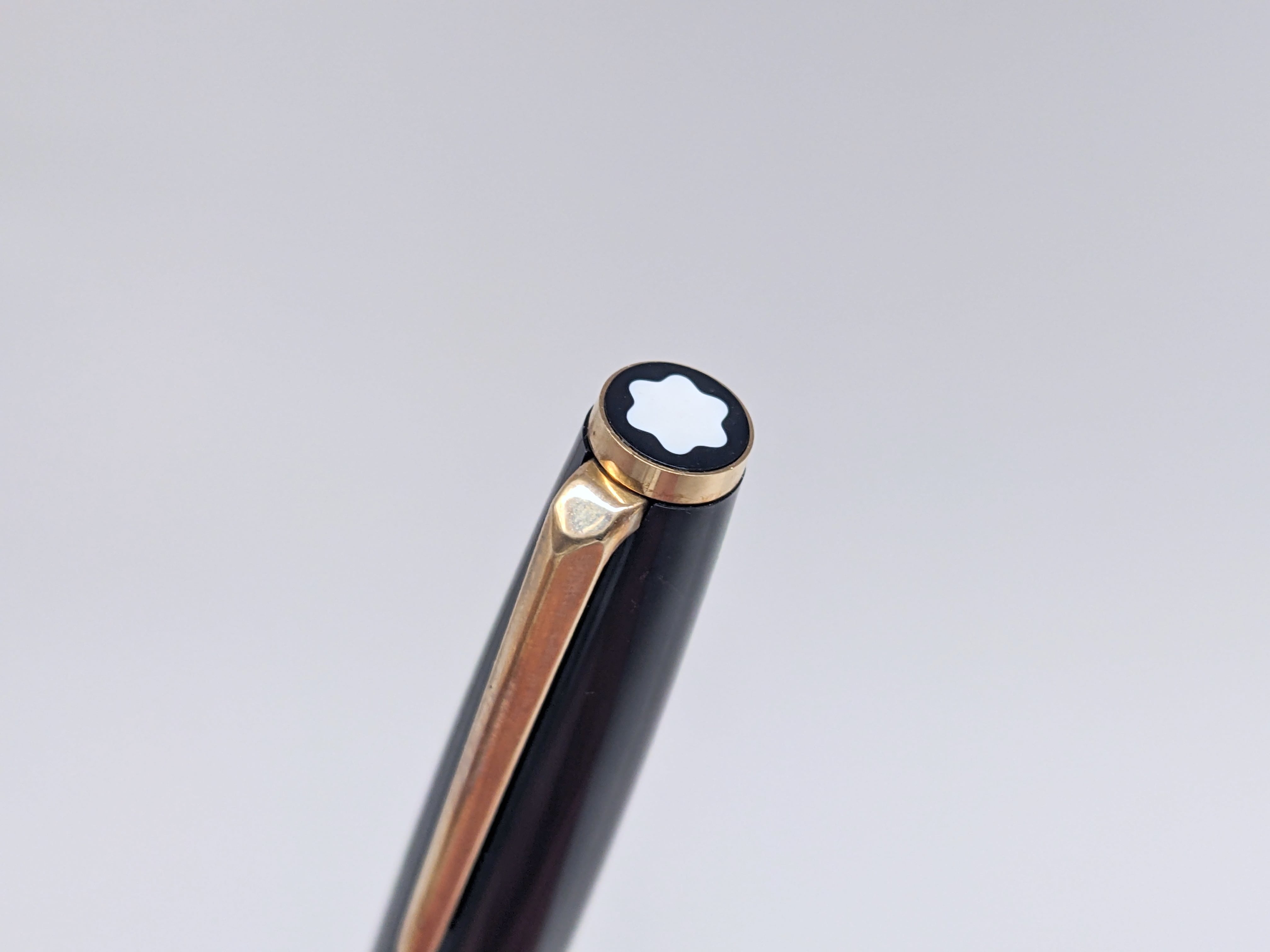 Montblanc（モンブラン）／No.320　14K万年筆 80s モンブラン 320 MONTBLANC 320 （極細字） 14K 03234 | 川口