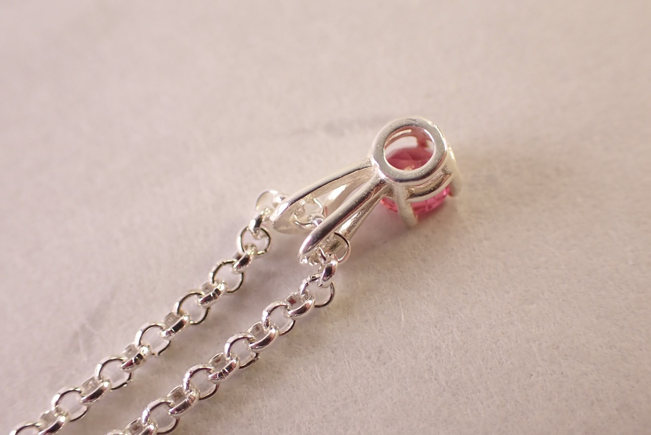 スピネルネックレス　0.48ct [D12‐97]