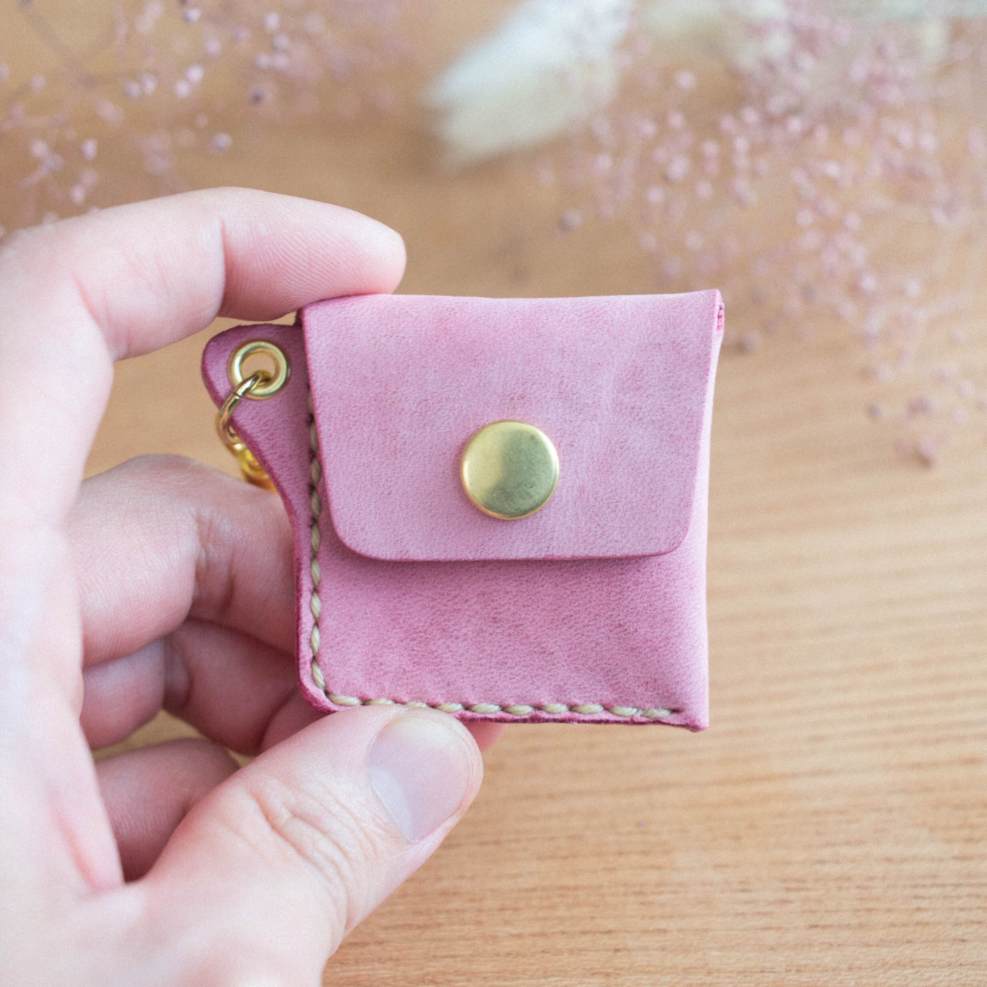 気まぐれレザーのピックケース・撫子色《名入れ対応》 | calmeleather