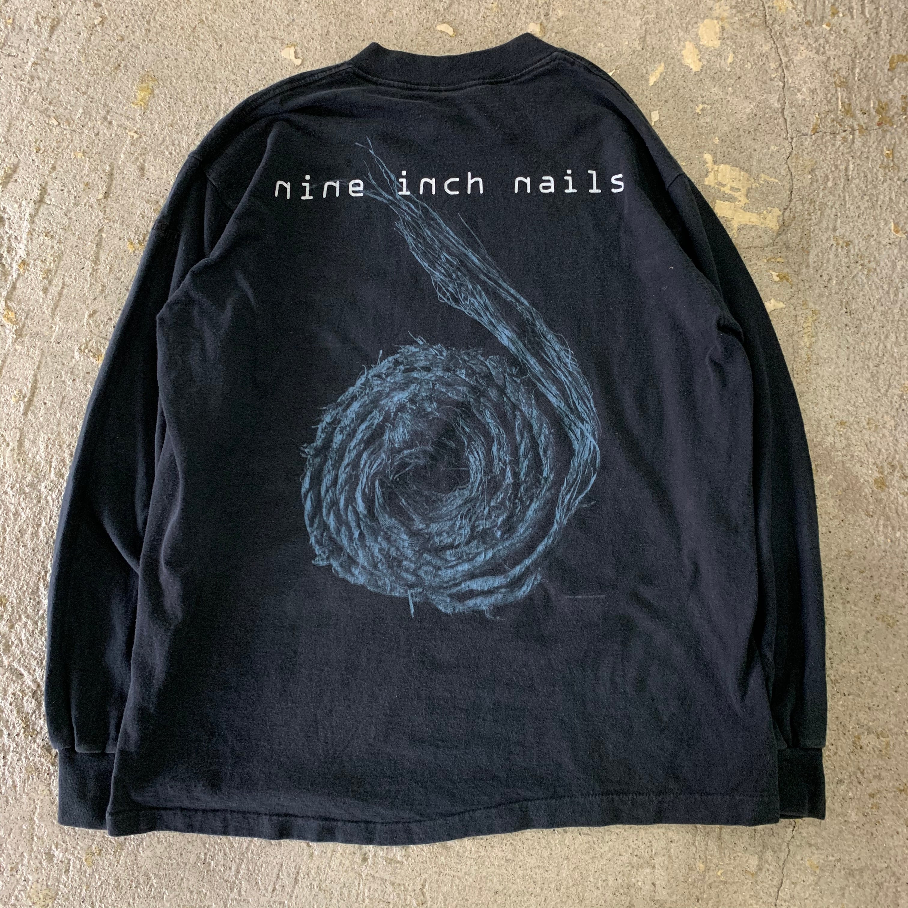 90s nine inch nails T-shirt | What 