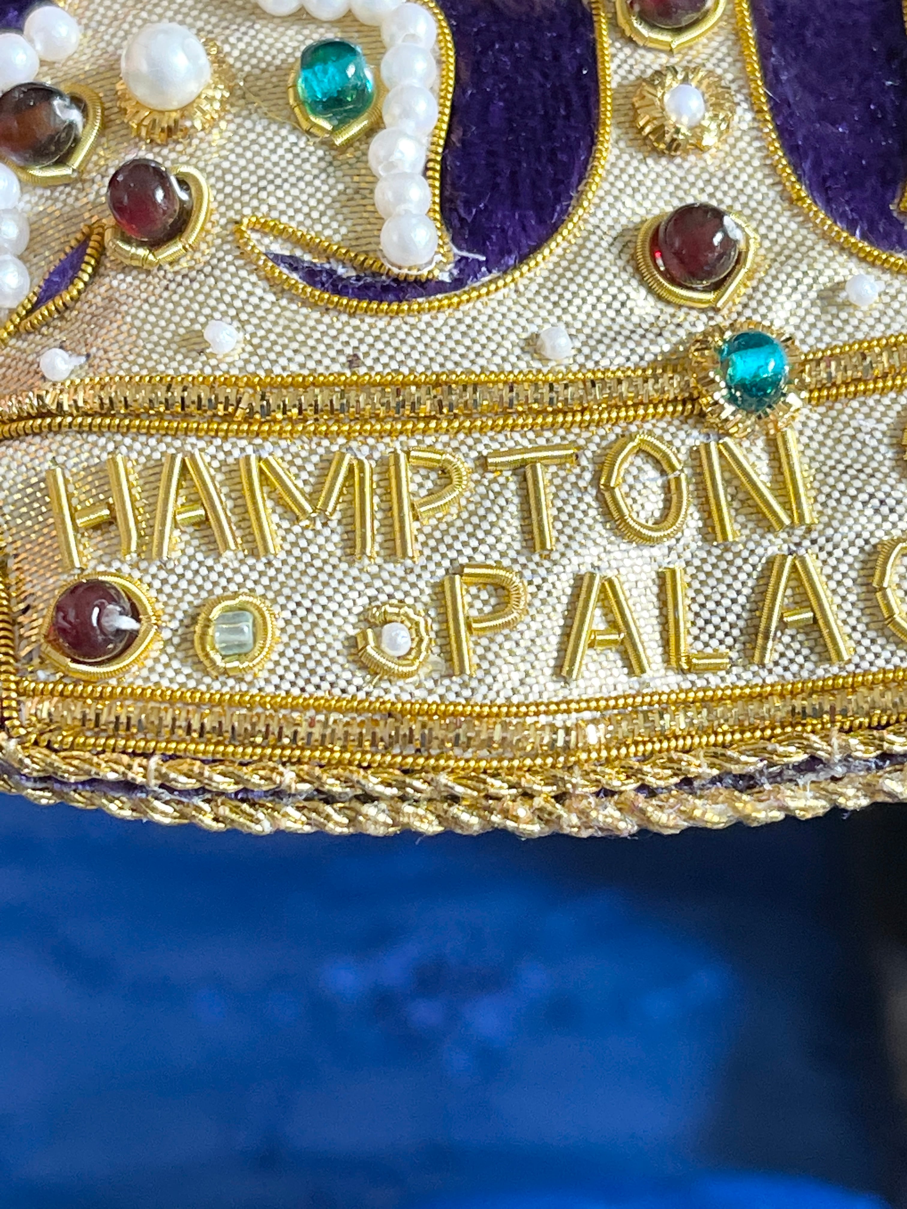 『Royal Palace』ハンプトン コート宮殿の王冠 オーナメント Hampton Court Palace crown decoration