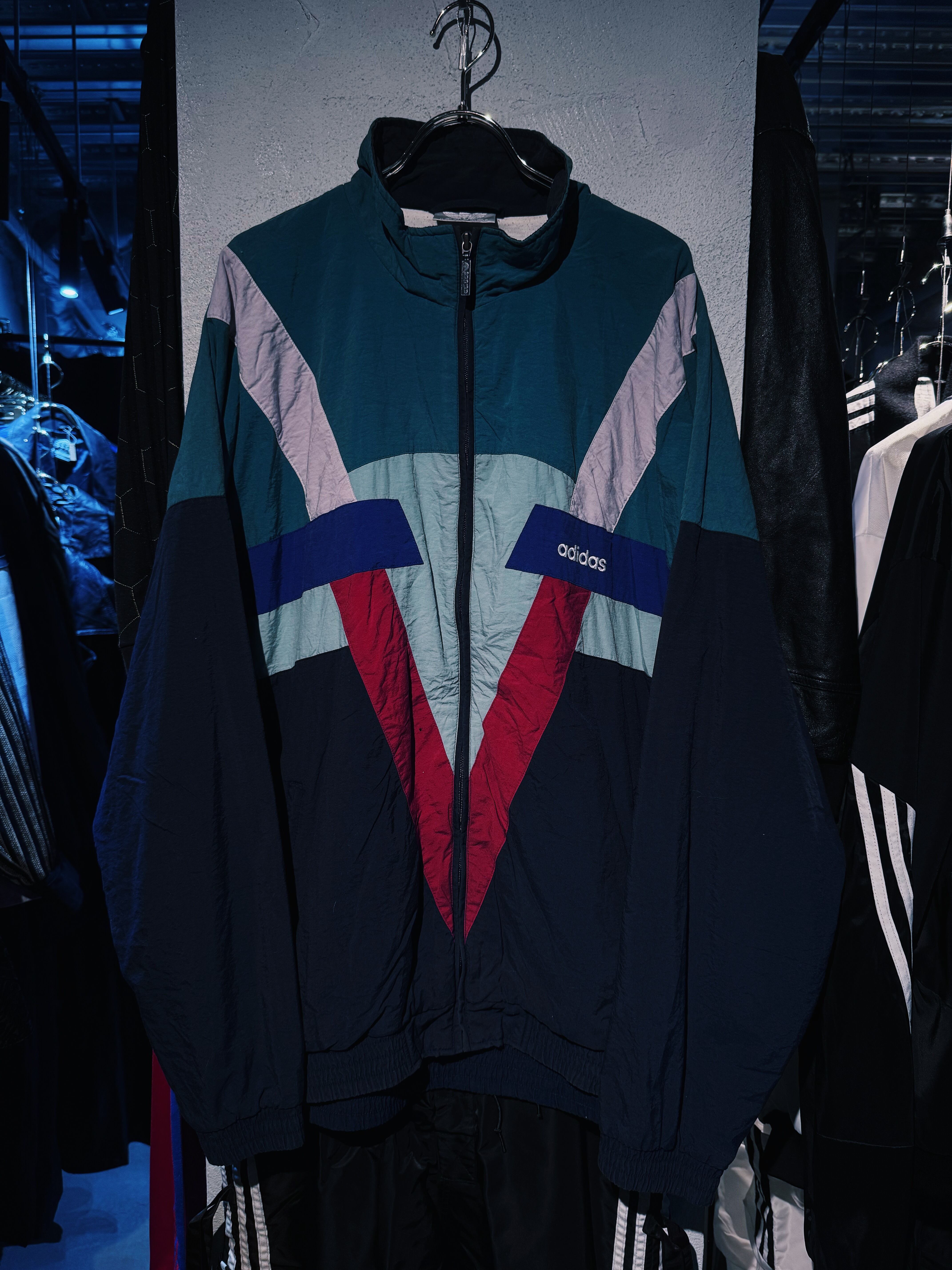 【D4C】80's vintage "adidas Originals" switching design track jacket