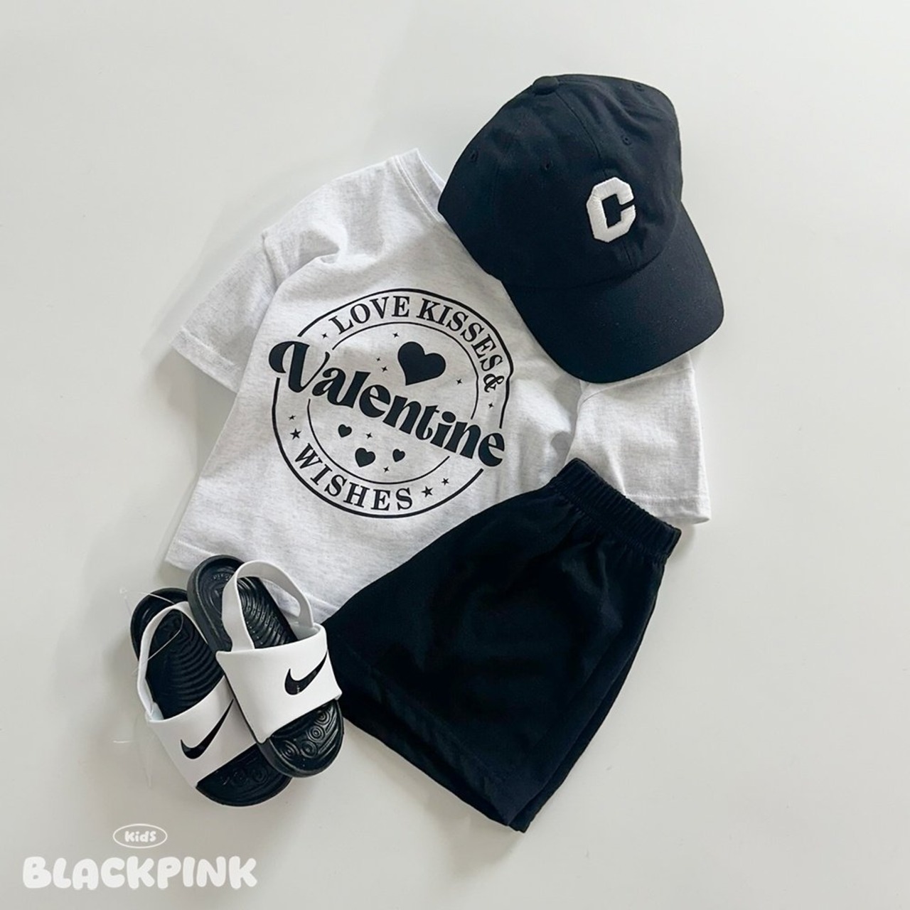 [BLACKPINK] Valentine Heart Set-up (2XL) / [블랙핑크] 발렌타인하트셋업 (2XL)