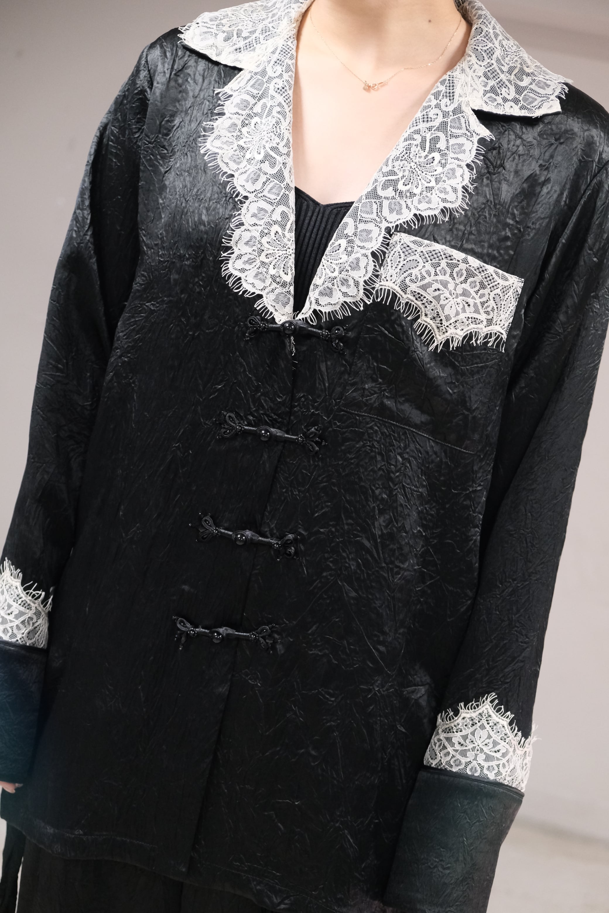 トップス Tanaka Daisuke China button camisole Tanaka Daisuke】lace collar sleep china button shirt | loop
