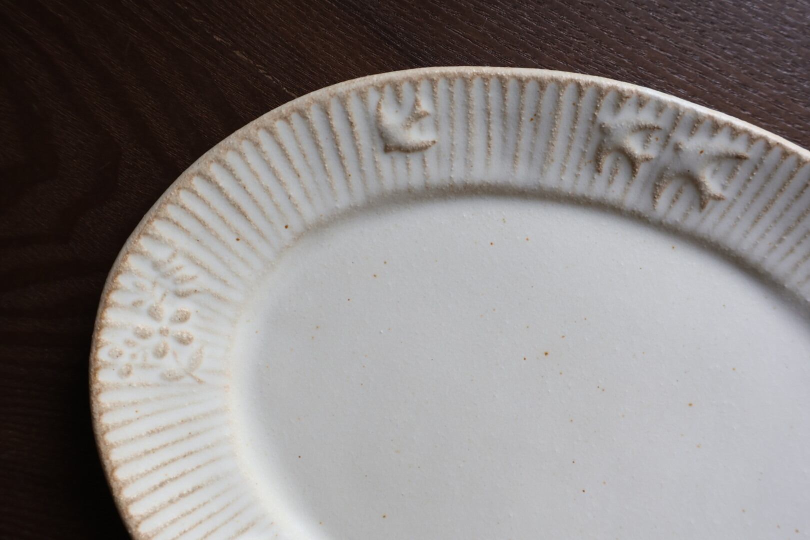 益子焼 わかさま陶芸 鳥のお皿 楕円 kinari | うつわ通販 土岐陶器店