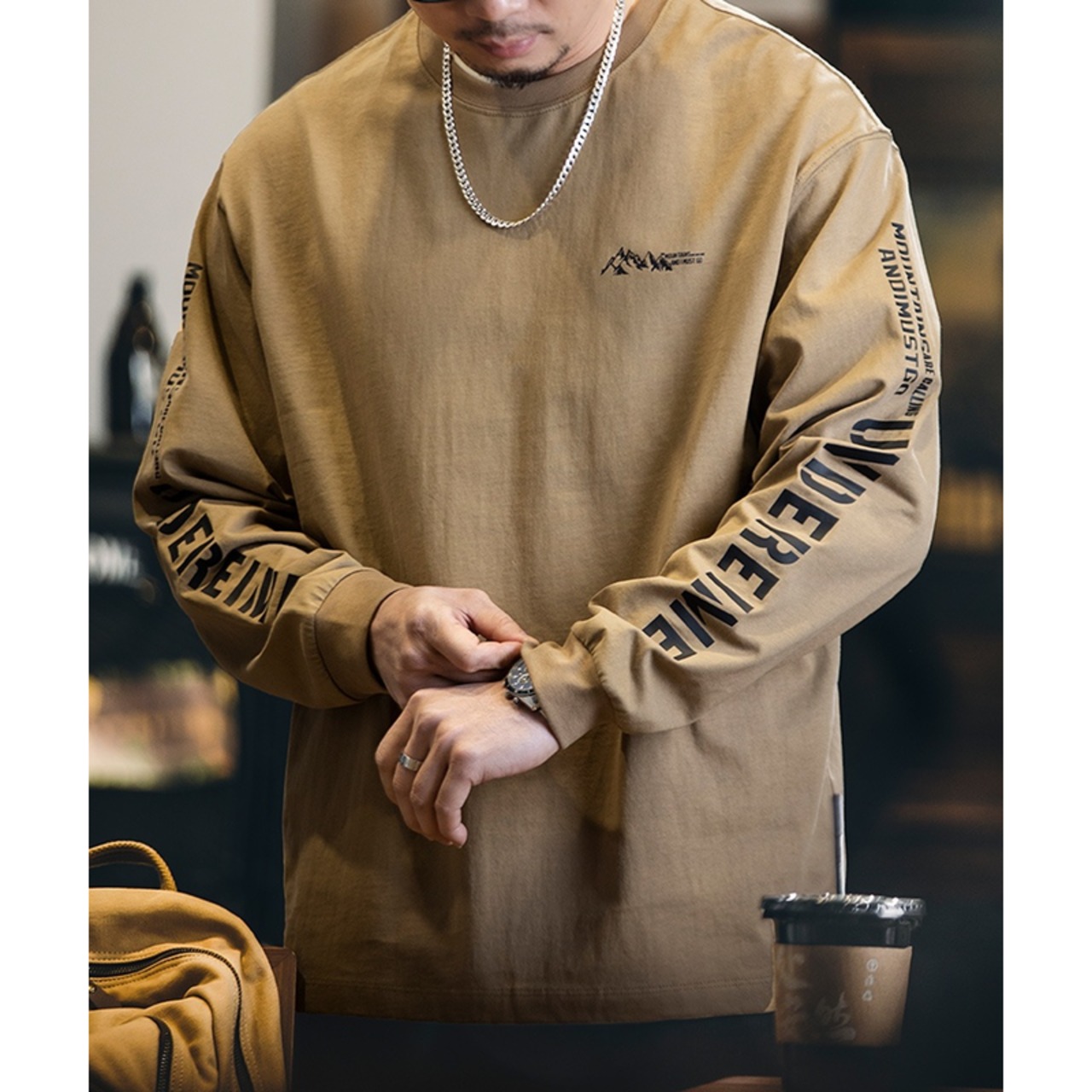 Sleeve Print Design Regular Fit T-Shirt ◇2color H0300