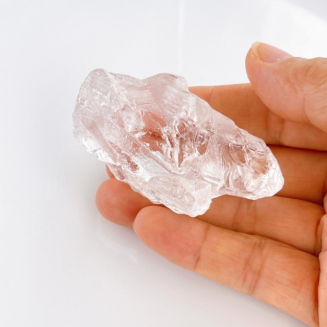 ブラジル産・かち割り水晶43g 麻ポーチ付き ✧ラフロック・クリスタル✧原石