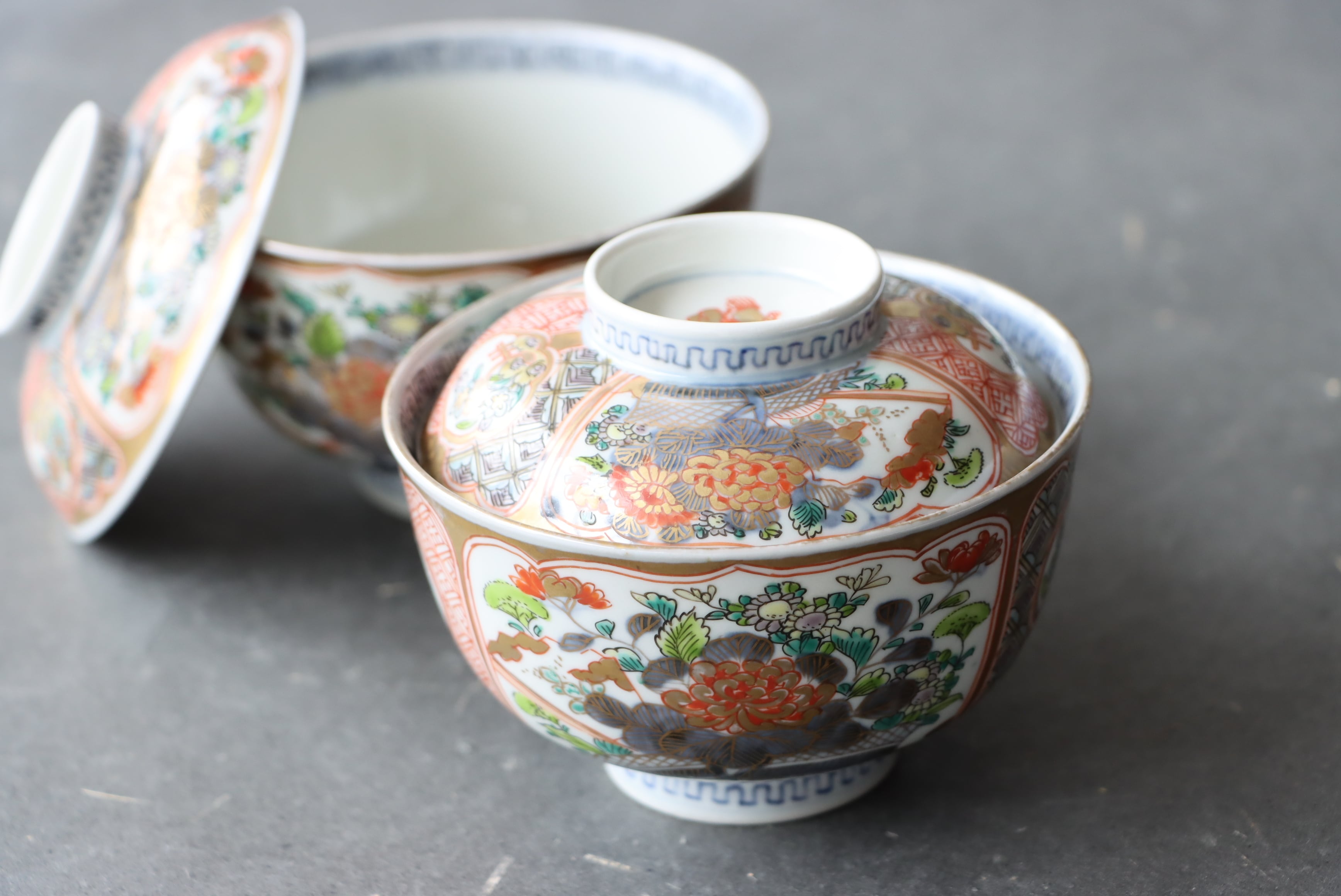 骨董 蓋茶碗 茶碗 陶器 色絵 煮物椀 向付 アンティーク 5つ〜 茶碗 蓋物 - 生活骨董と古布のアンティークショップ antique TANTRA