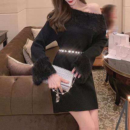 オフショルダーエコファーワンピース Rose Aura