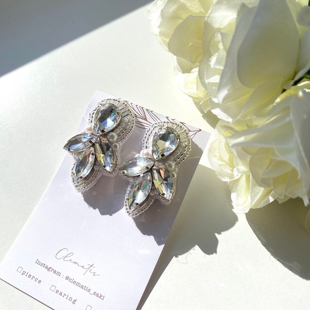 ◇B-5 クリスタルビジューピアス