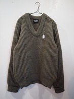 1980‘s  Made in UK Peter Storm Wool V-Neck Heavy Knit Sweater