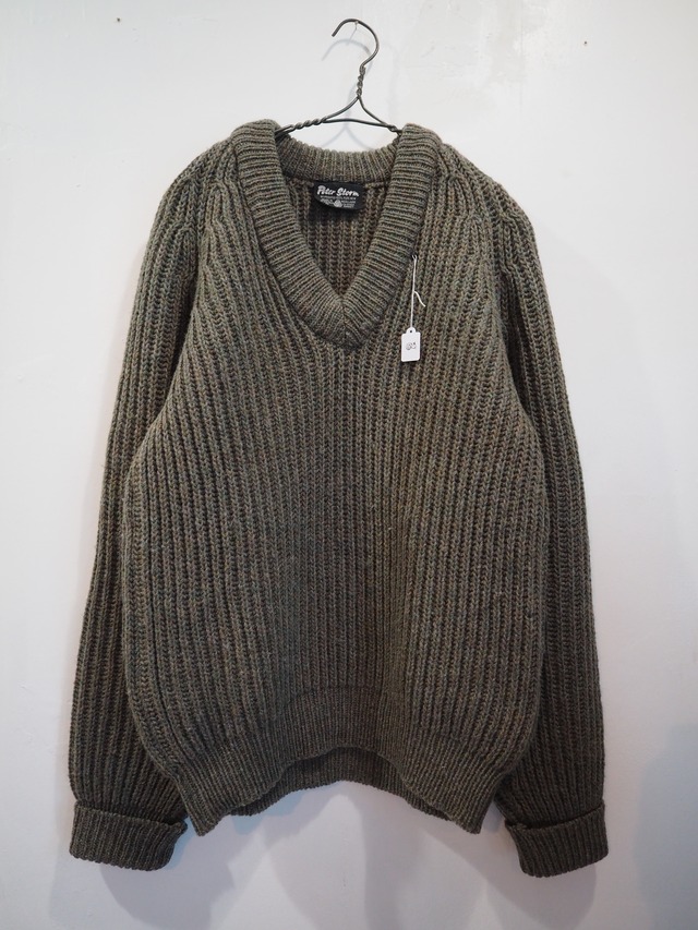 1980‘s  Made in UK Peter Storm Wool V-Neck Heavy Knit Sweater