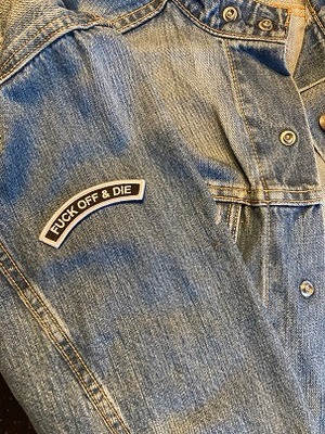 ファック・オフ・アンド・ダイ　Fuck off & die　アイロンパッチ