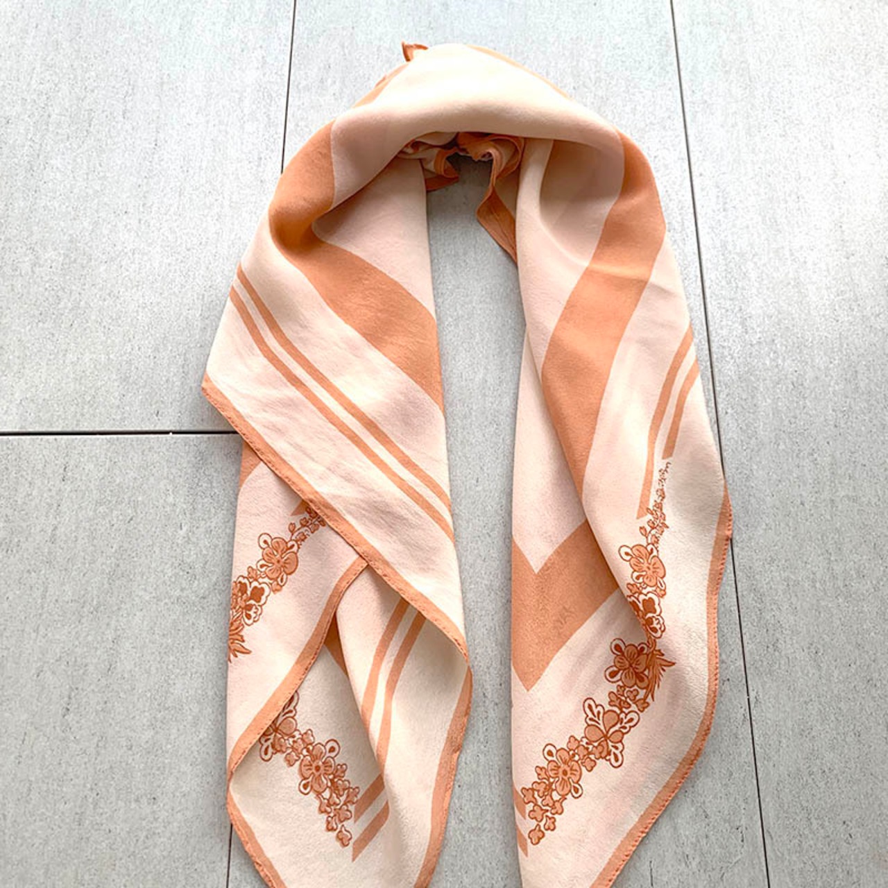 シルクスカーフ小 オレンジ シンプル JACQUES GRIFFE PARIS 18ACb3