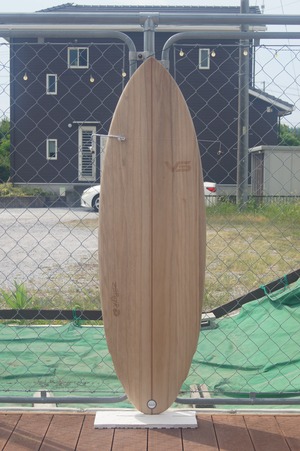 VESSEL Zephyr 5'6：5'6*20 1/8*2 9/16 (167.6*51.12*6.5)