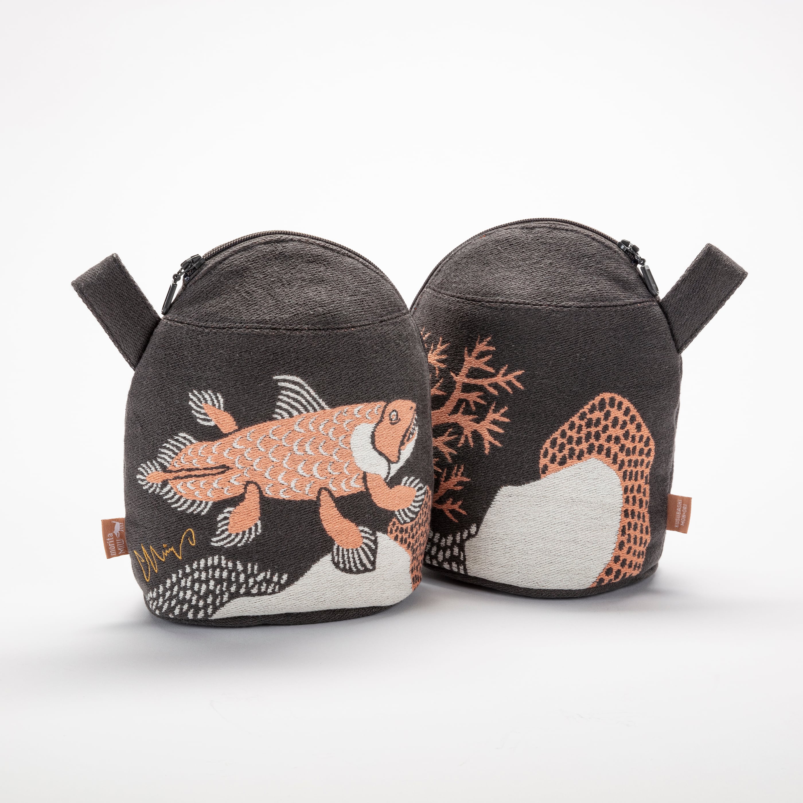 マチつきポーチ/海林を愉しむシーラカンス A-69970-90-DGY | くすばし