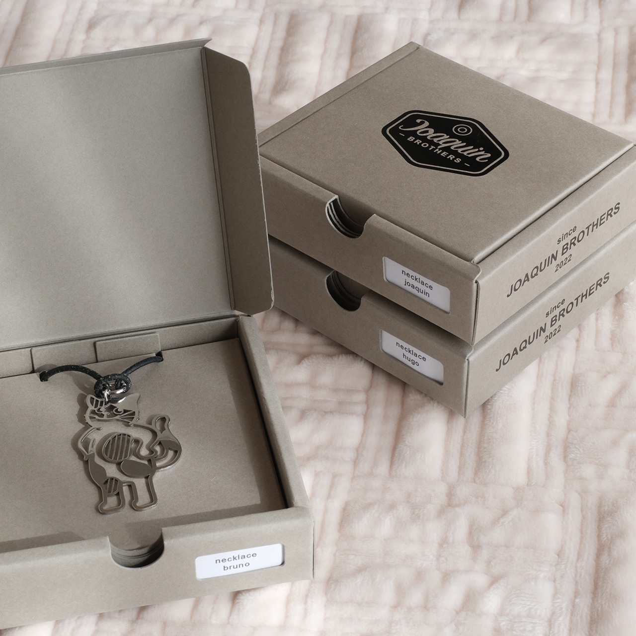 Joaquin Brothers ネックレス_ヒューゴ