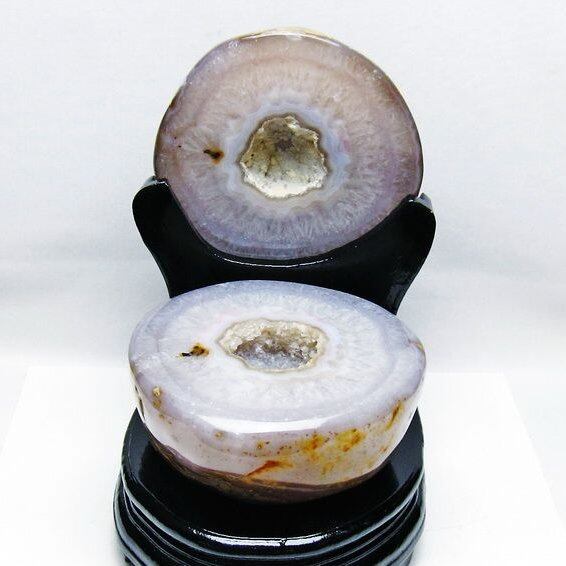 3.3Kg トレジャーメノウ アゲート ジオード 台座付属 一点物 175-1496