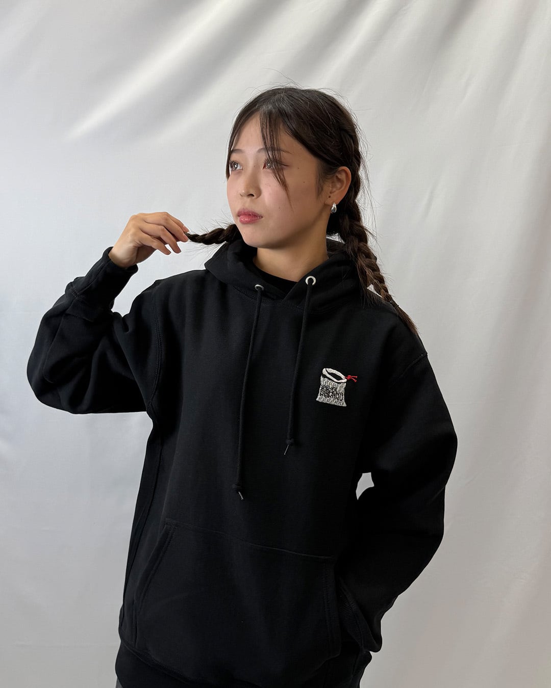 THE GIRL HOODIE | SekaiSishukaKeikaku