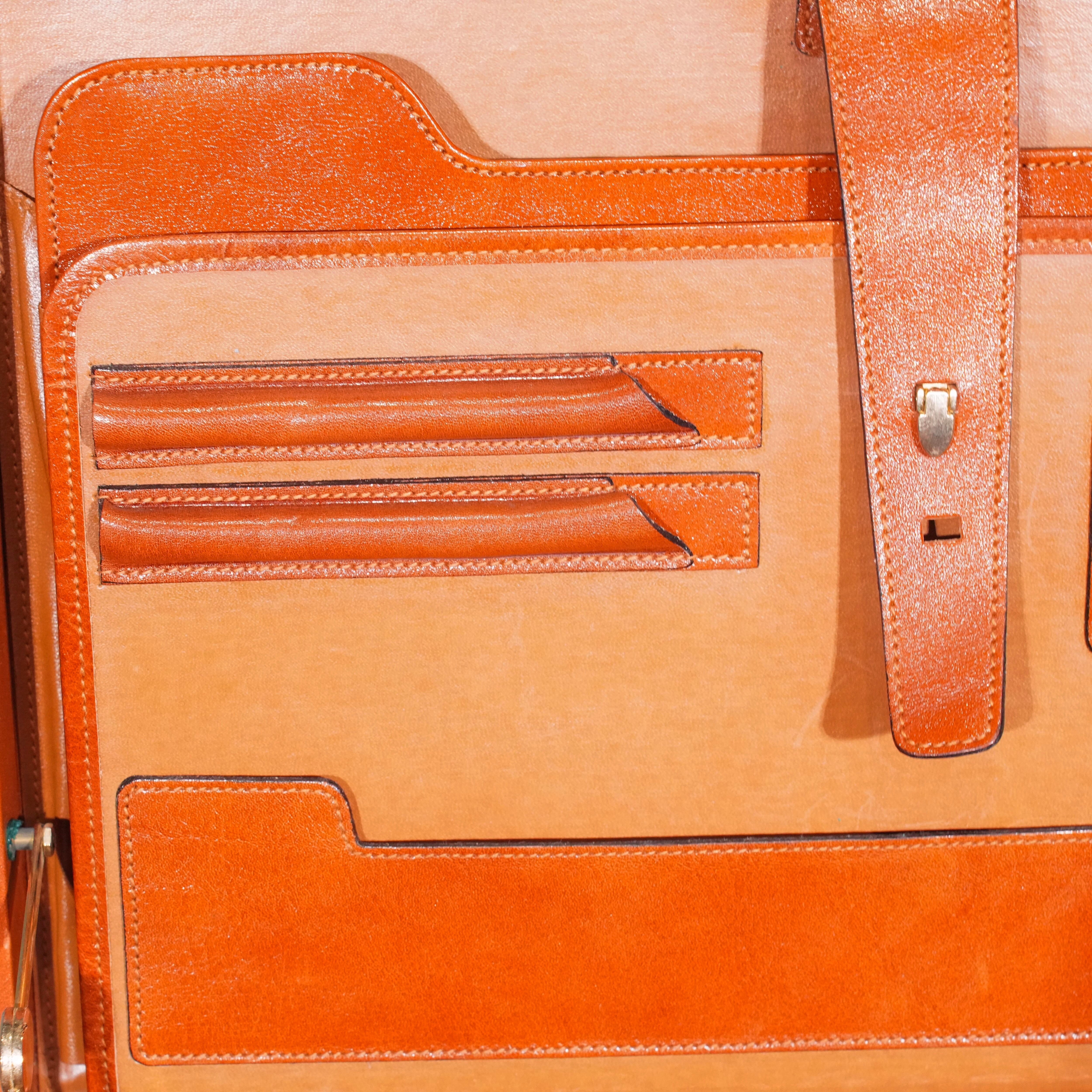 BALLY DIAMOND QUILTING STITCH DESIGN LEATHER ATTACHE CASE/バリー