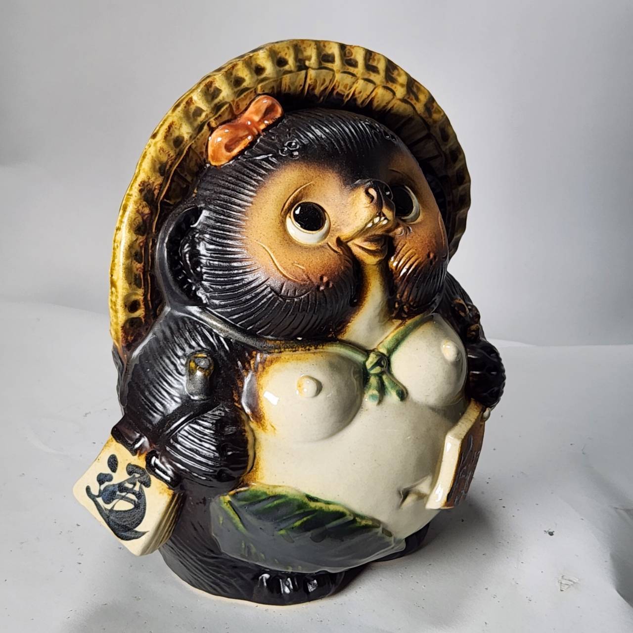 お願い狸メス 7号 （信楽焼き・陶器・たぬき・タヌキ・置物・B083-06