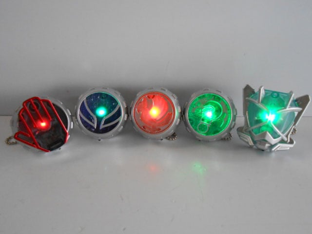 独特の上品 ♯Jee28JG仮面ライダーウィザードリングスイング4レア入フル9種 仮面ライダー