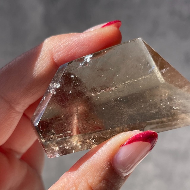 No.２【ブラジル・ミナスジェライス州アラスライ産（非加熱）スモーキーシトリン】フリーフォーム｜鉱物 天然石 パワーストーン