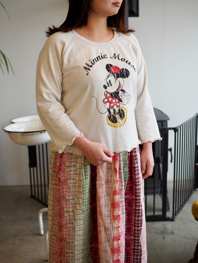 USED REMAKE MINNIE MOUSE SWEATSHIRT