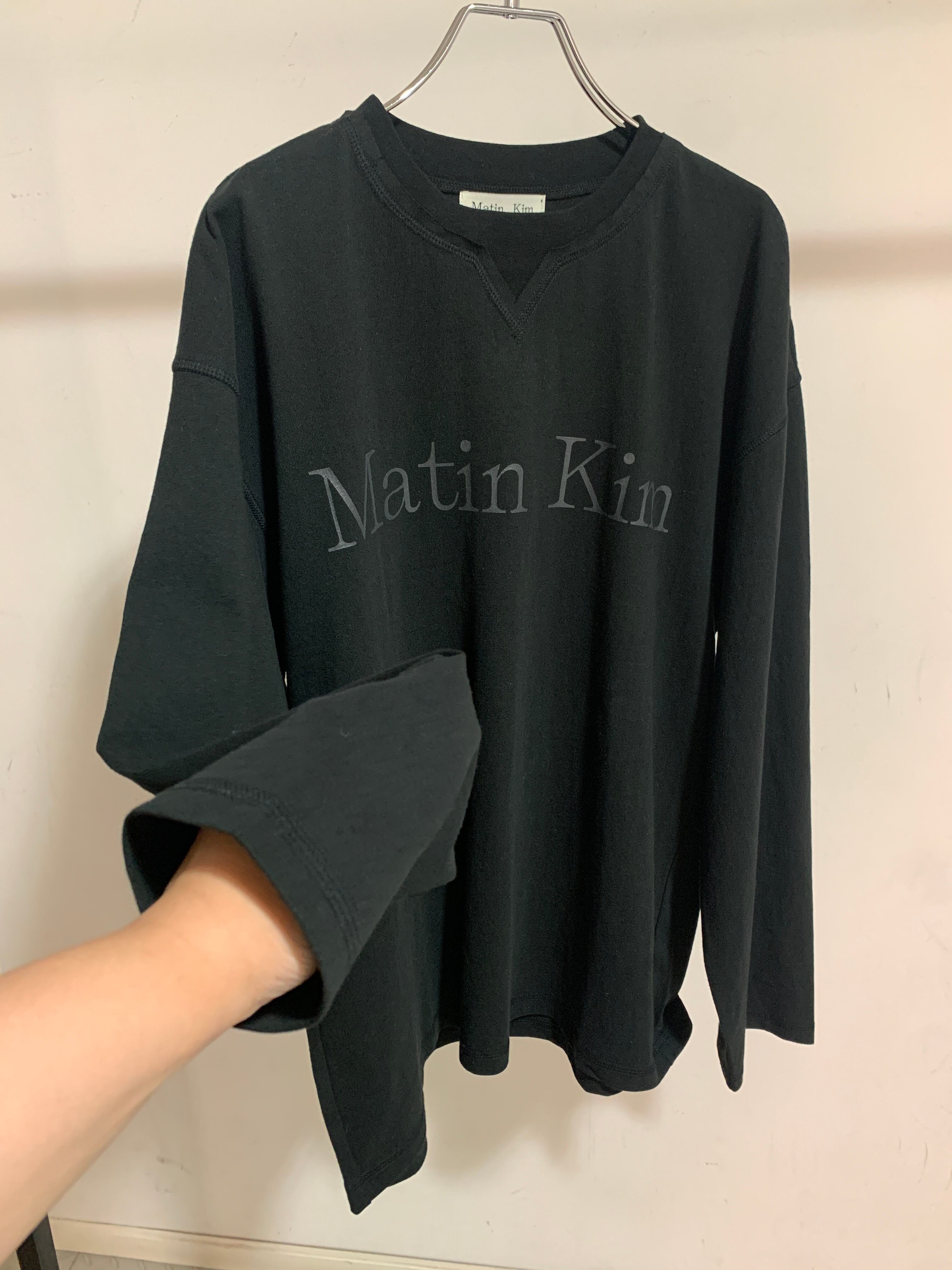 ★Martin Kim★ MATIN SHADOW TYPO TOP Matin Kim typo long sleeve tops | peache select