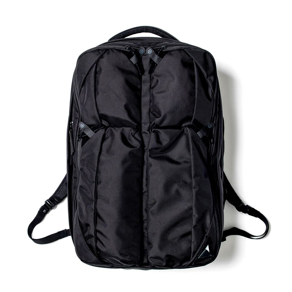 【ほぼ新品】nunc NN001 Traveler's Backpack