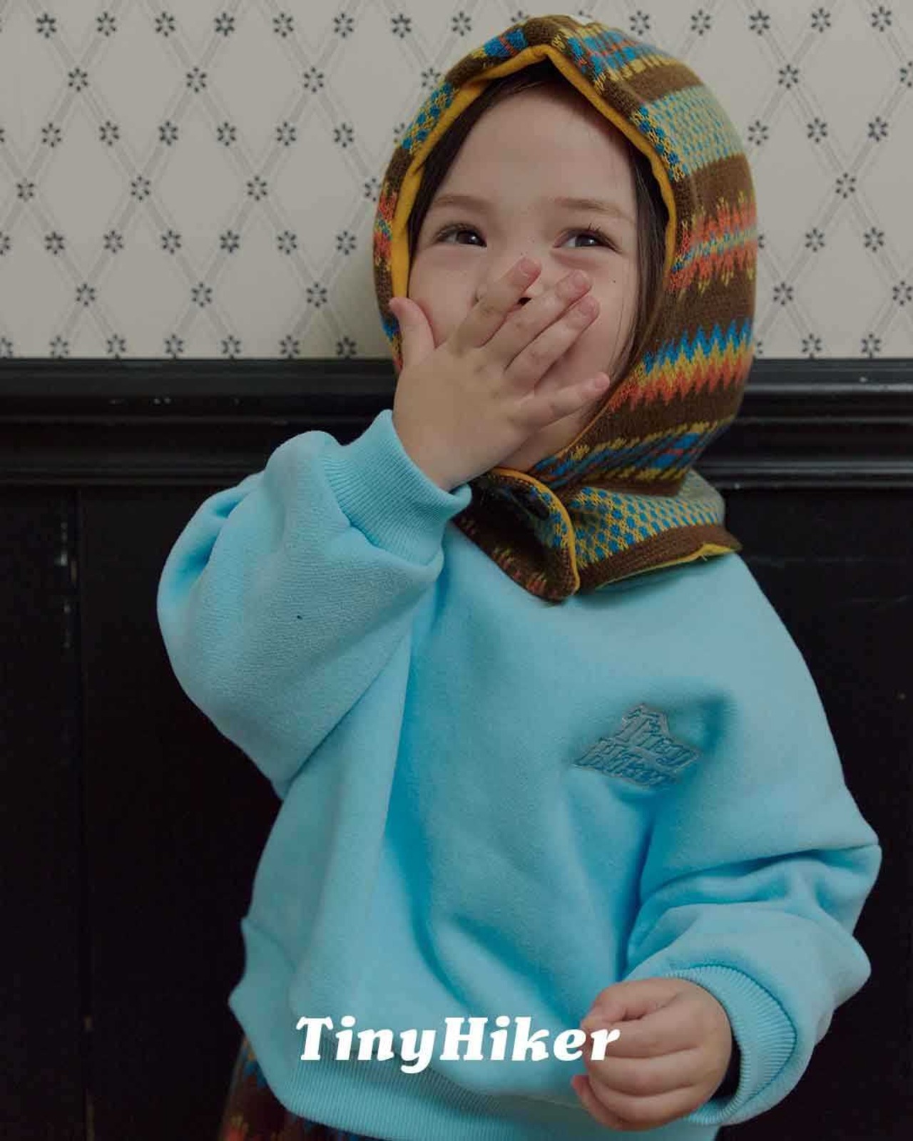 〖取寄〗韓国子供服 / 26winter / TinyHiker / タイニー刺繍トレーナー / キッズ *XS~XL*