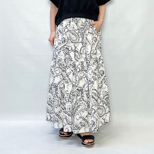 SACRA サクラ BLURRED PAISLEY SKIRT 126119122 2026春夏新作 [送料無料]
