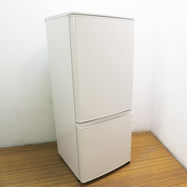 徹底清掃済】 Panasonic 168L 冷凍冷蔵庫 NR-B176W 2014年製 AL05 徹底清掃済】 Panasonic 168L 冷凍冷蔵庫 NR-B176W 2014年製 AL05