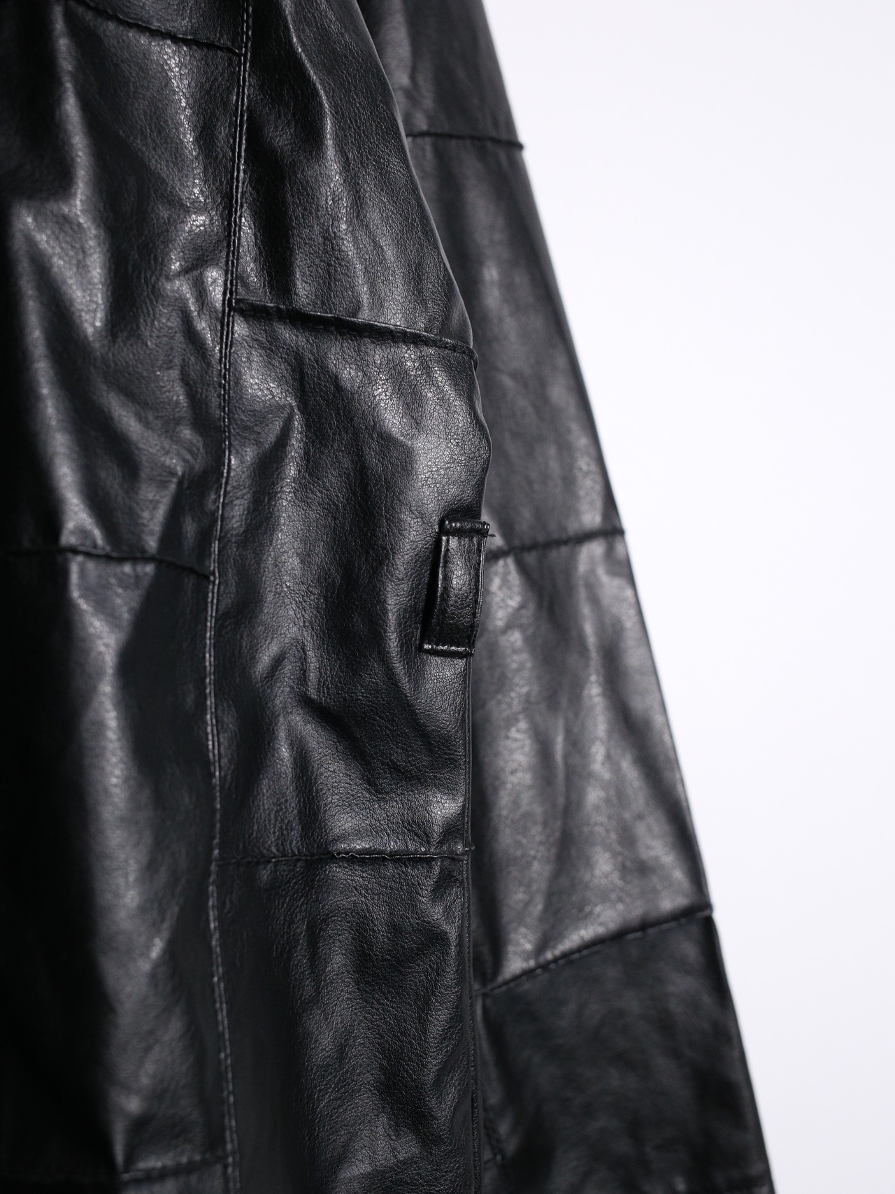 "ツギハギ" design XXX over silhouette open collar fake leather jacket - 12