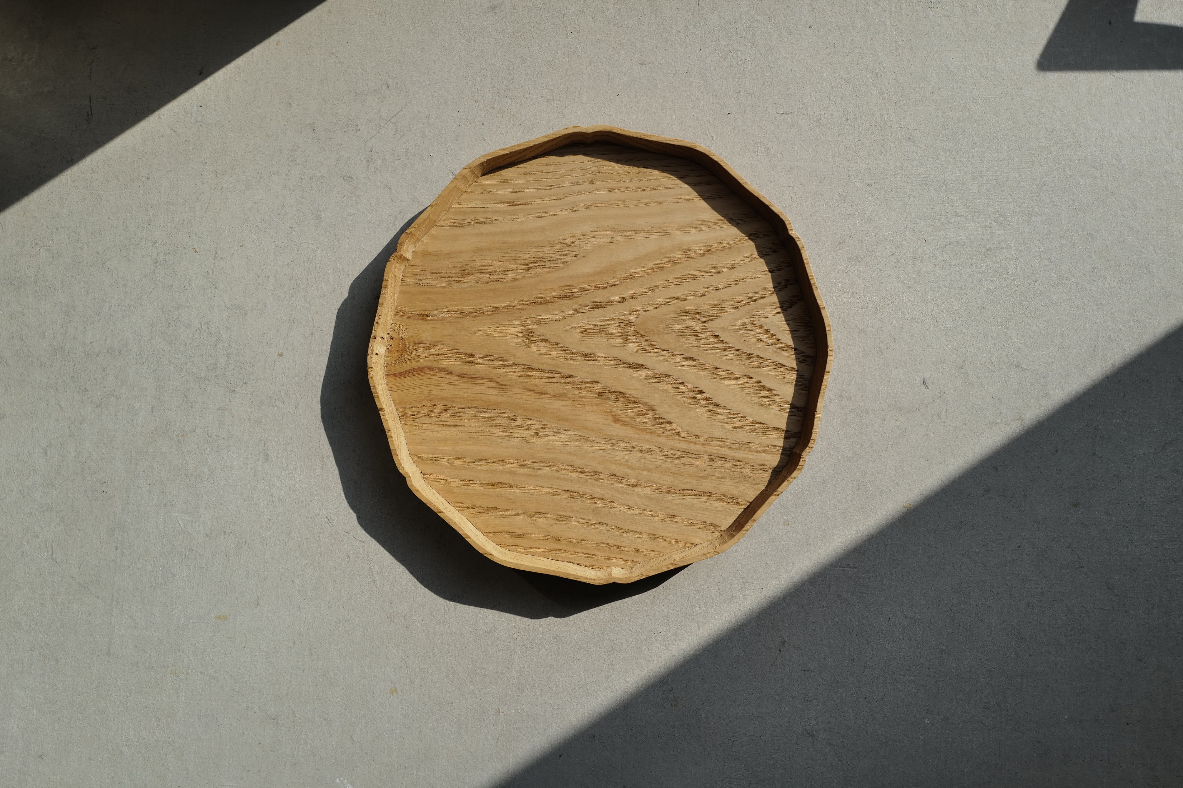 加藤良行 17.輪花丸盆8寸 | 陶屋なづな