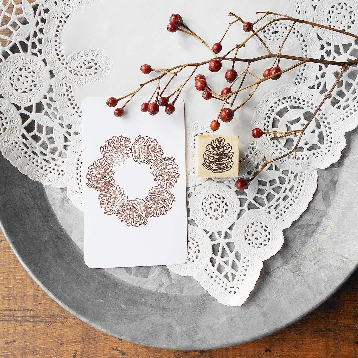 0215☆コロンと可愛い松ぼっくりのワンポイントスタンプ S | original