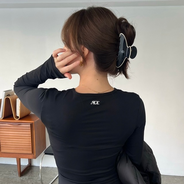 Mark logo hairclip 【3 colors】