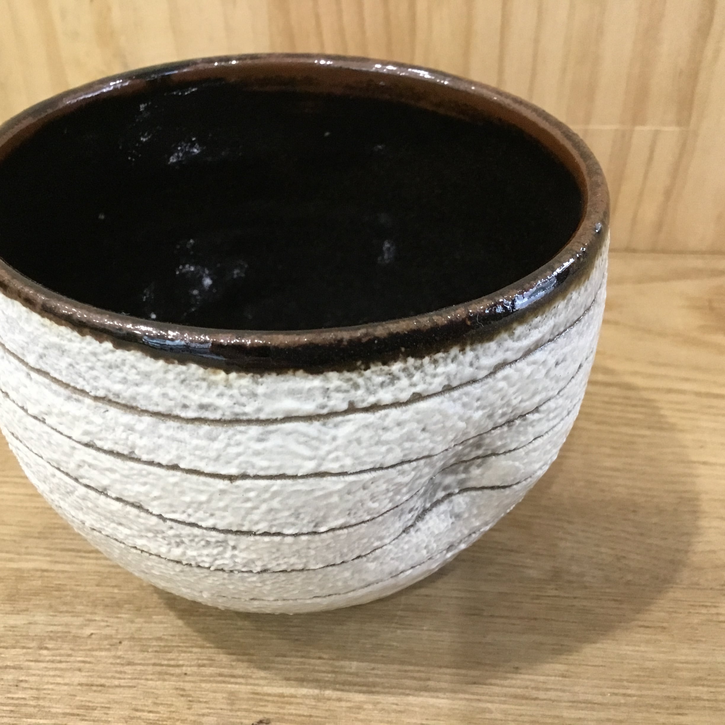 笠間焼 線絞 湯呑 新井倫彦作 | 趣味の園芸と陶器山竹