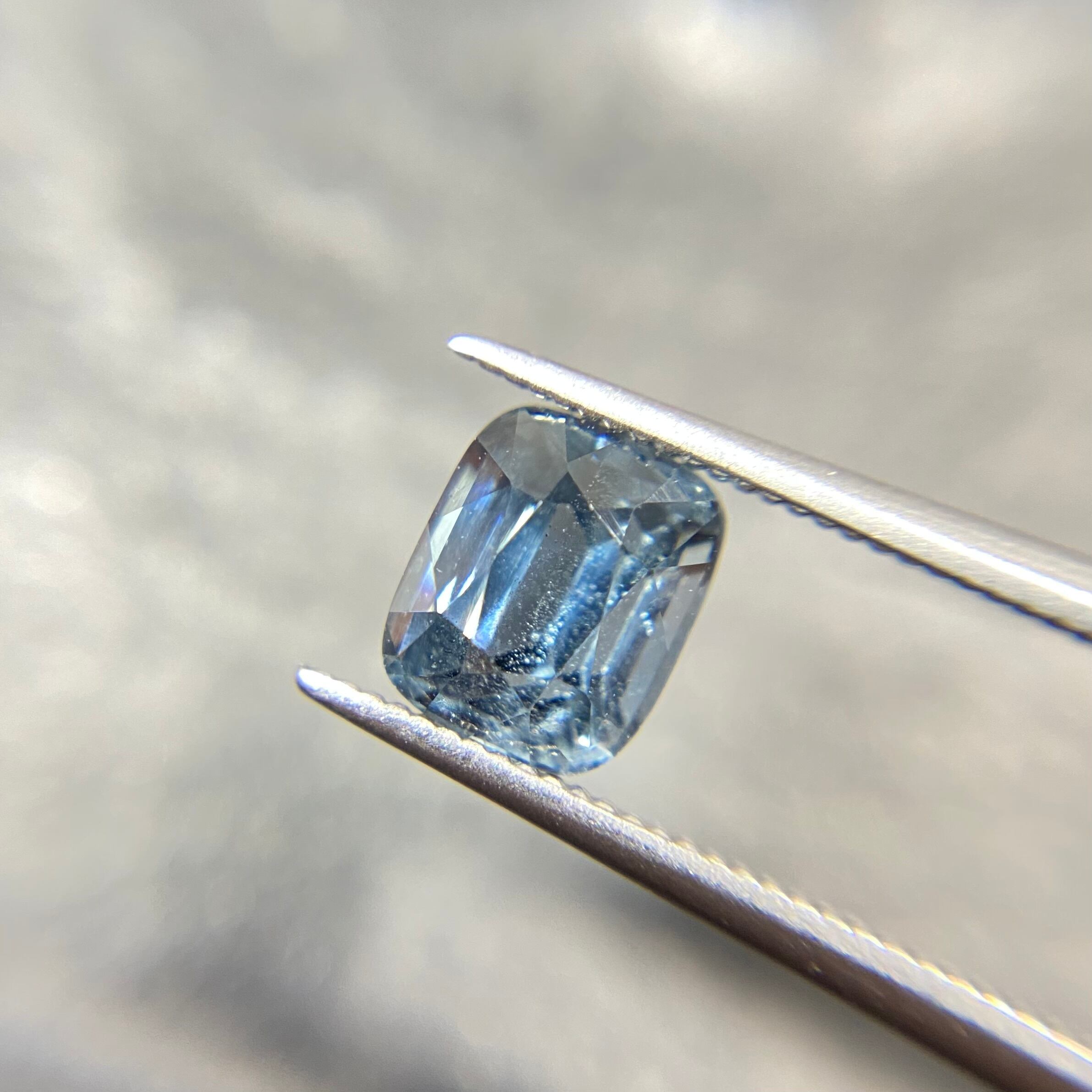 ルース スリランカ産 1.615ct 日独ソ付 | Leticiar サファイア 