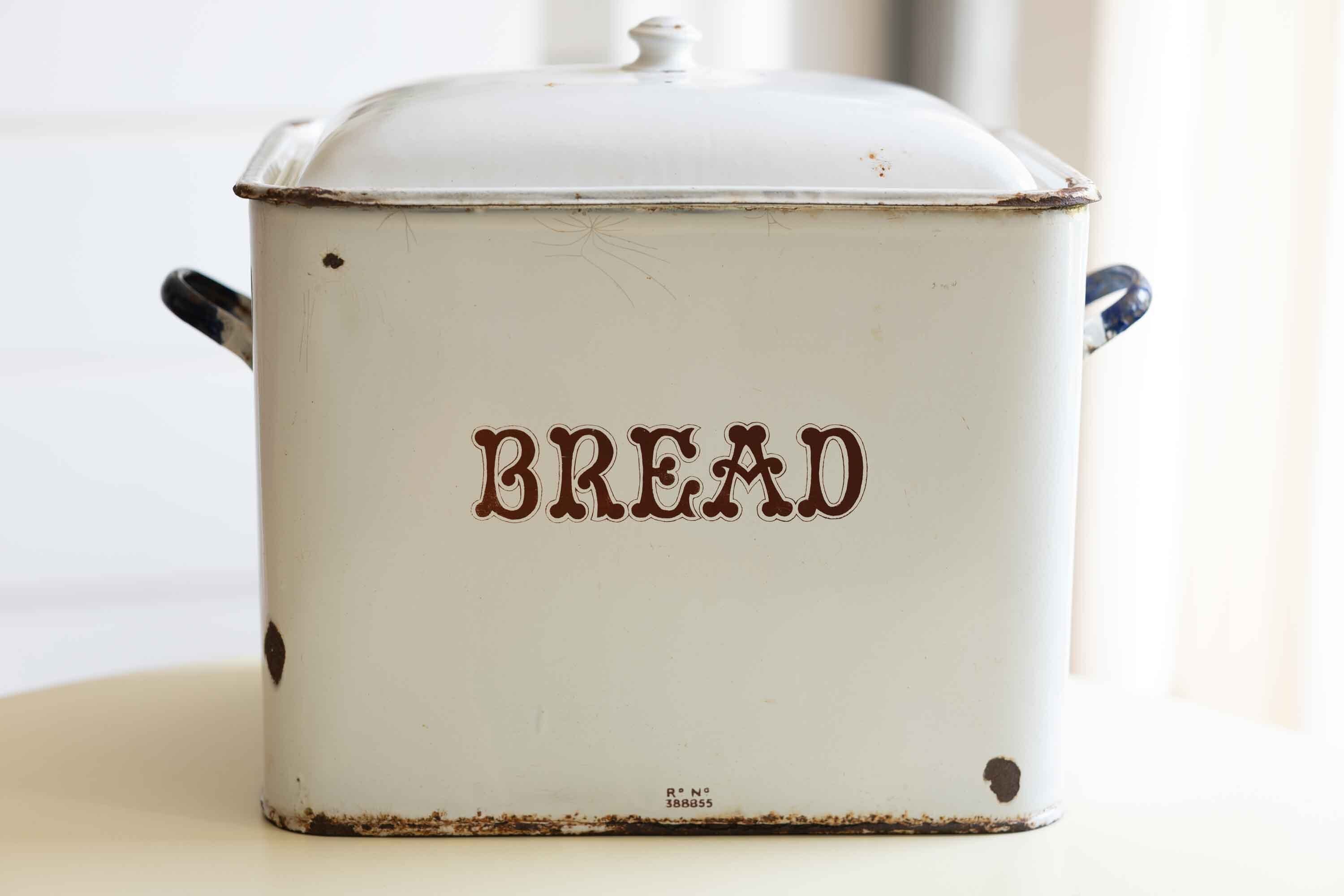 英国アンティーク ブレッド缶 とても古く大きなタイプのブレッド缶です。 No.21 特大