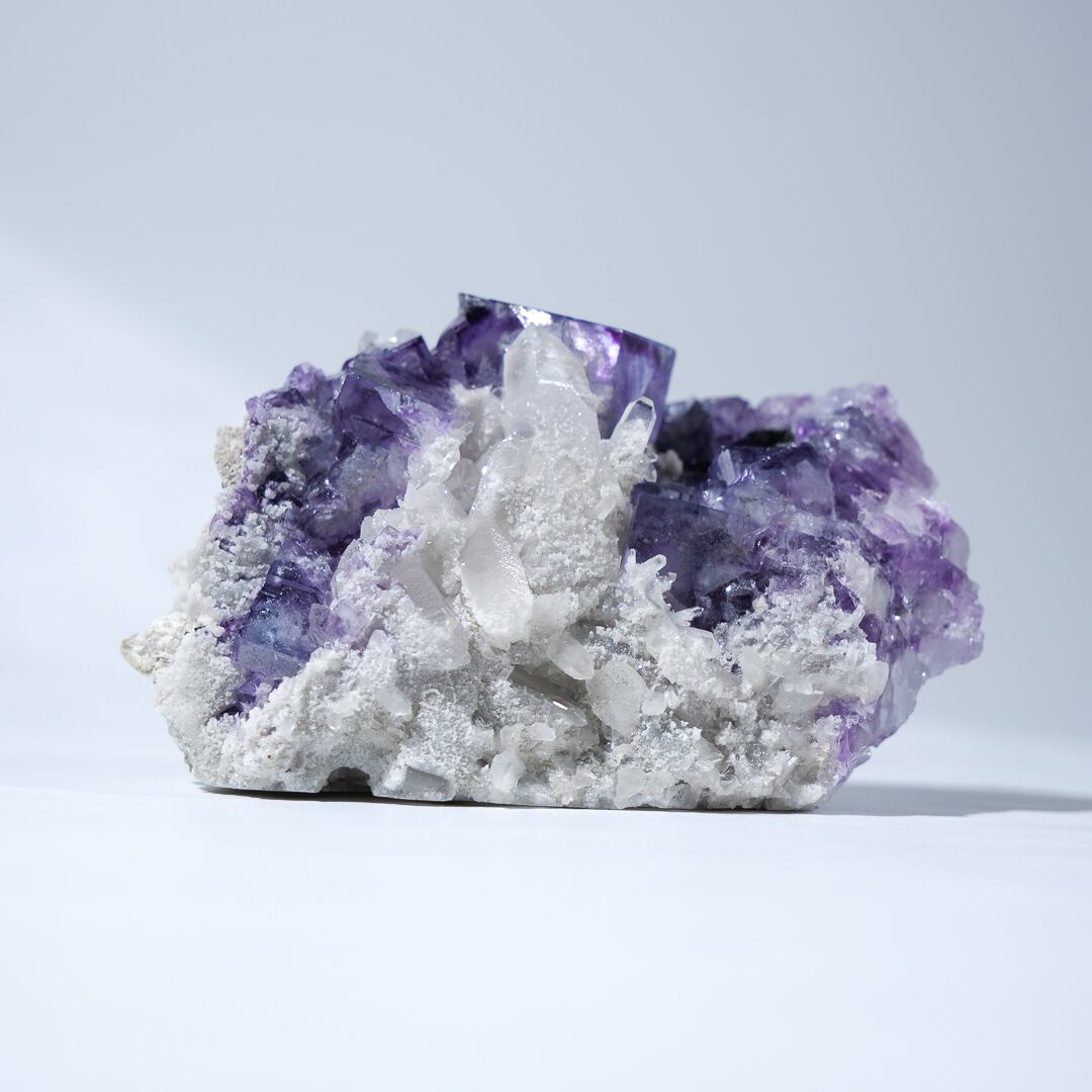 ヤオガンシャン産 フローライト 共生 / 原石 標本【G_3】 | ariife