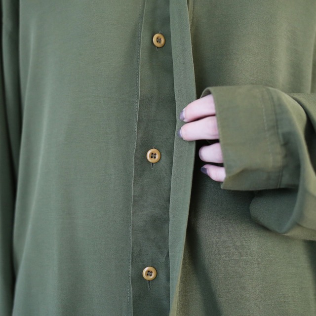 "刺繍" fry-front minimal design loose silhouette band-collar shirt