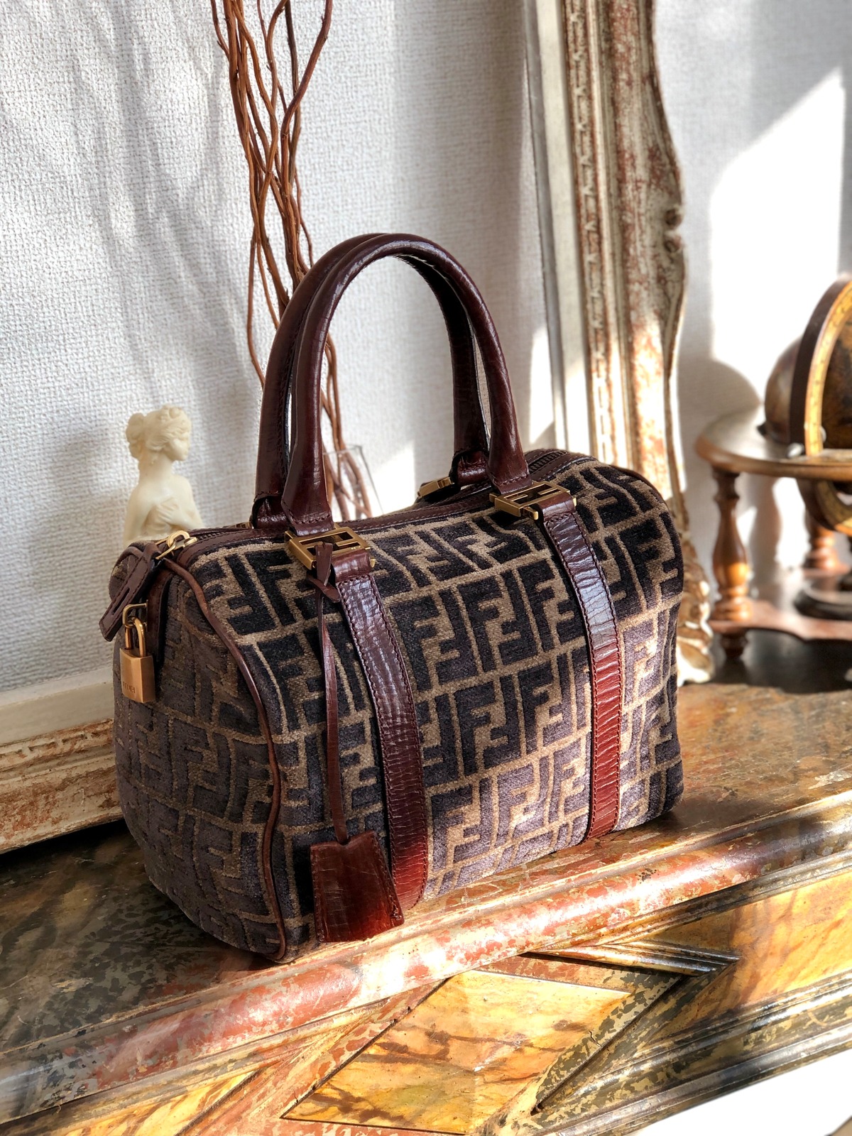 FENDI フェンディ ズッカ カデナ ベロア×レザー ミニボストン 