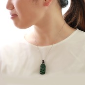 濃い翡翠が魅力的 鳳凰ペンダントトップ A貨翡翠 jd_pt1055 CO