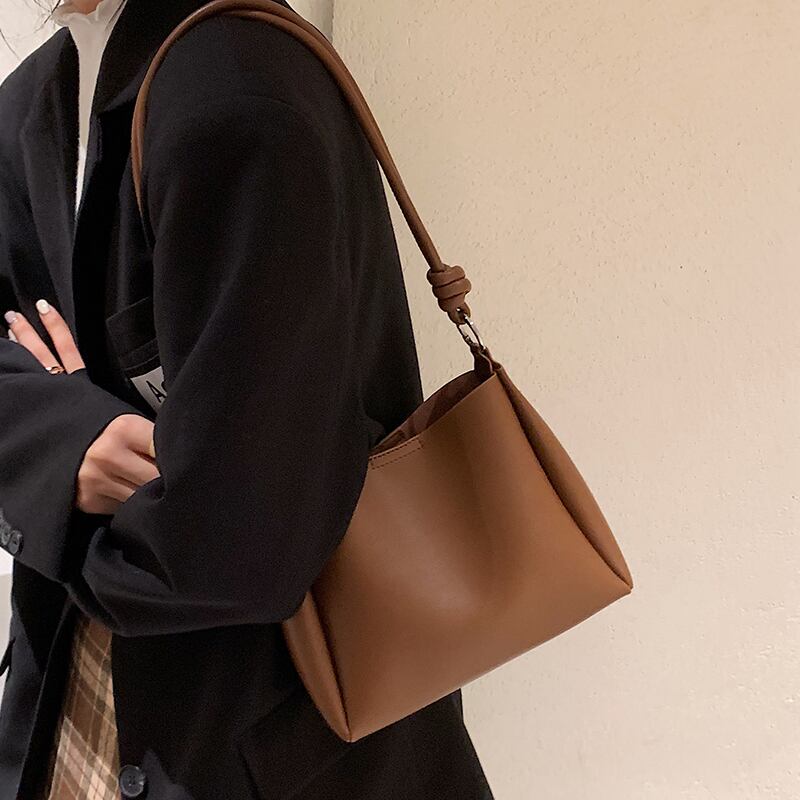 ショルダーバッグスタンダードスタイル レトロ ウィンター 冬物 ハンドバッグ Tiancai_Wing_Bag45578336345