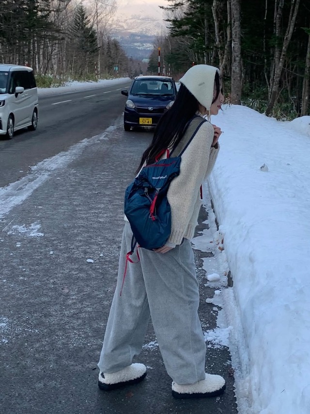 (予約) JINSIM / Winter rosy cardigan 2color