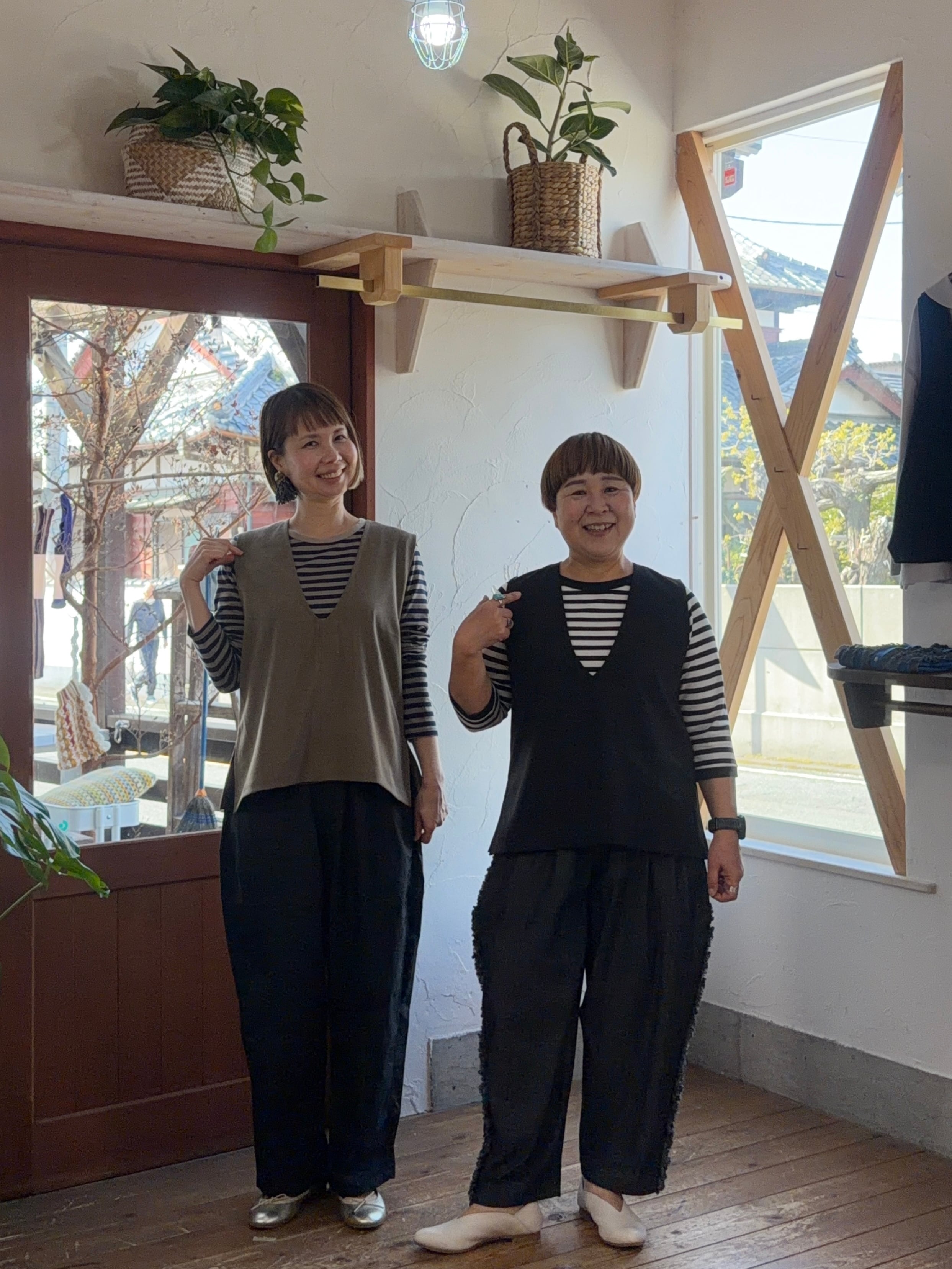 リネンライクトロピカルシンプルベスト/ Aug'26SS/862152 | WACKY