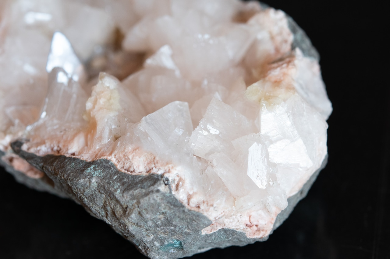 【NEW】〈宇宙視点をひらく〉ヒューランダイト