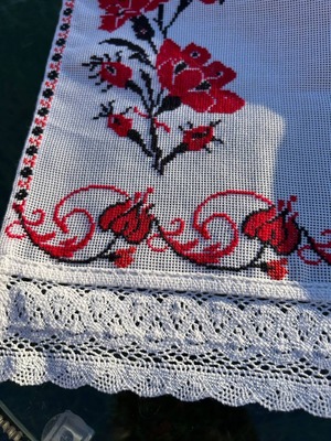ウクライナ伝統手刺繍祭具タオル「ルシニク」
